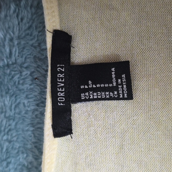 Forever 21 Light Yellow Knit Top - Picture 2 of 4